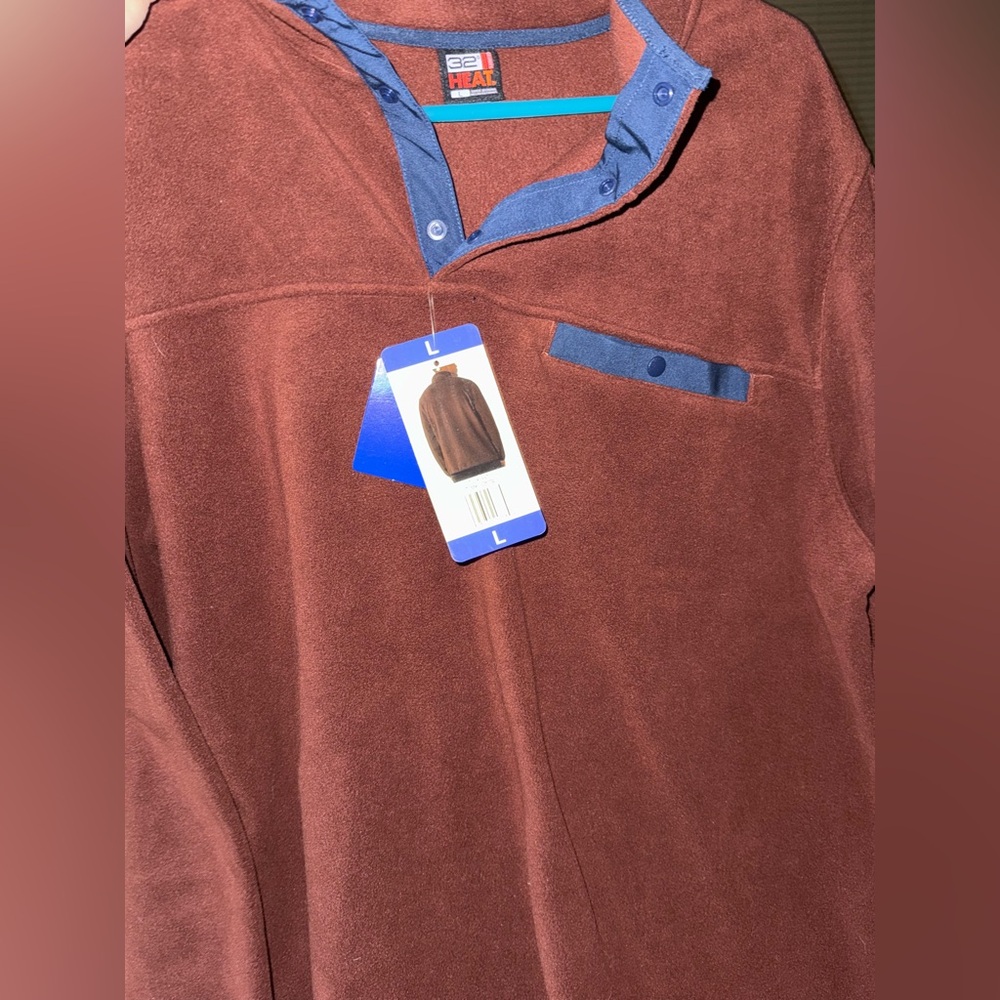 NWT MENS SWEATER